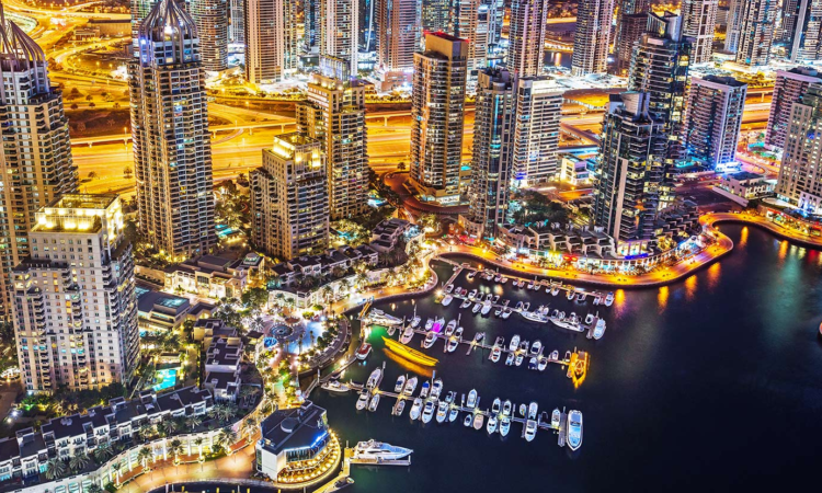 واحد اعمار مارینا شورس در منطقه دبی مارینا